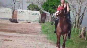 国产骑马完整视频,国产骑马游戏精彩瞬间回顾